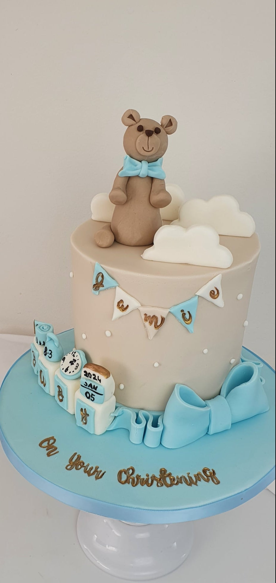 Teddy Bear cake topper